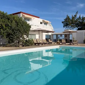 Helene Holidays - Boutique Hotel