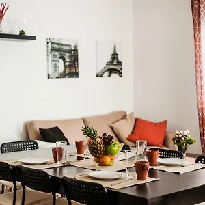Affittacamere Bhavana Surf House