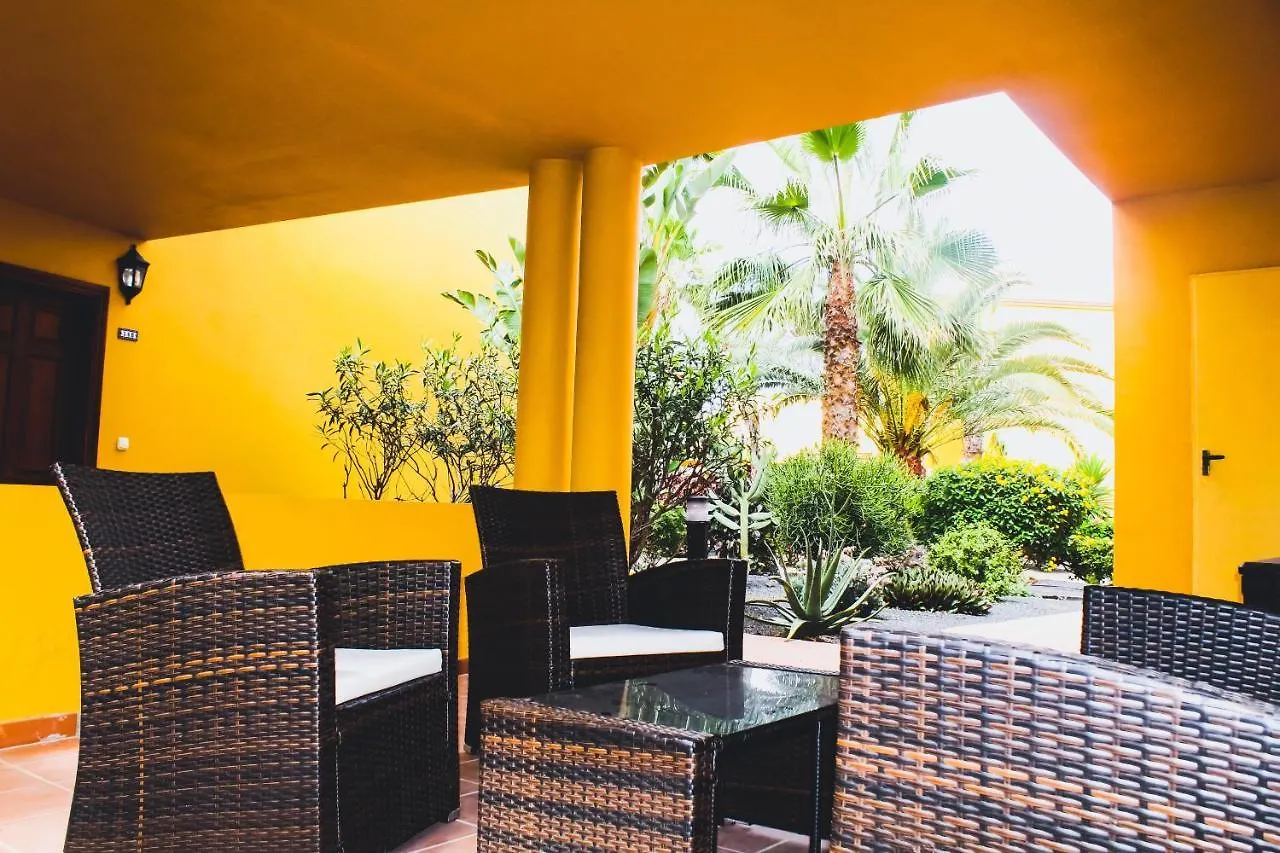 Oasis Fuerteventura Beach Apartments Corralejo 3*,